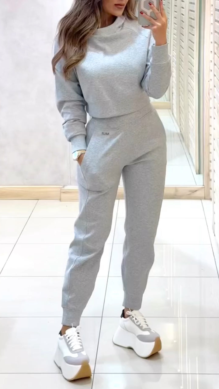 Monica | Turtleneck Sweater and Trouser Set