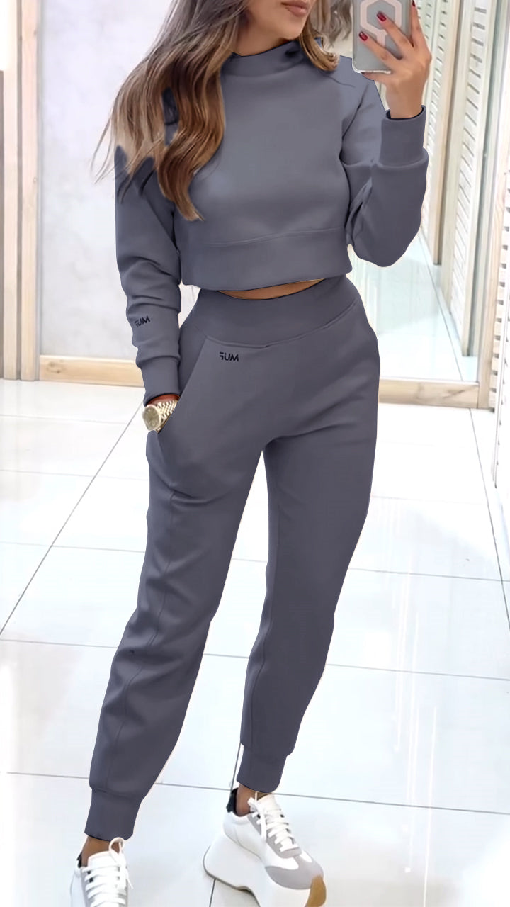 Monica | Turtleneck Sweater and Trouser Set