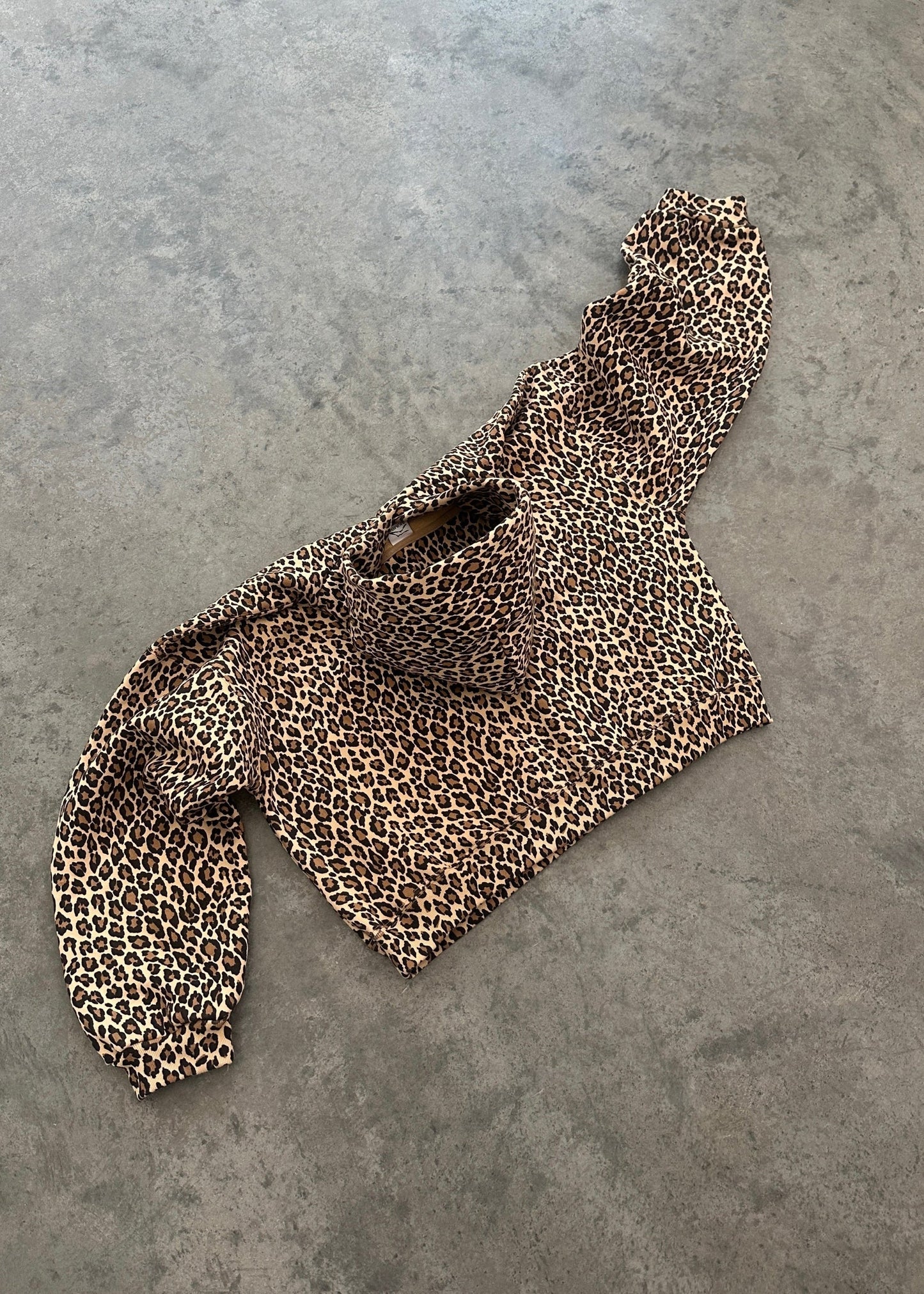 Arelils | Cheetah Print Jumpsuit & Sweatshirt Ensemble