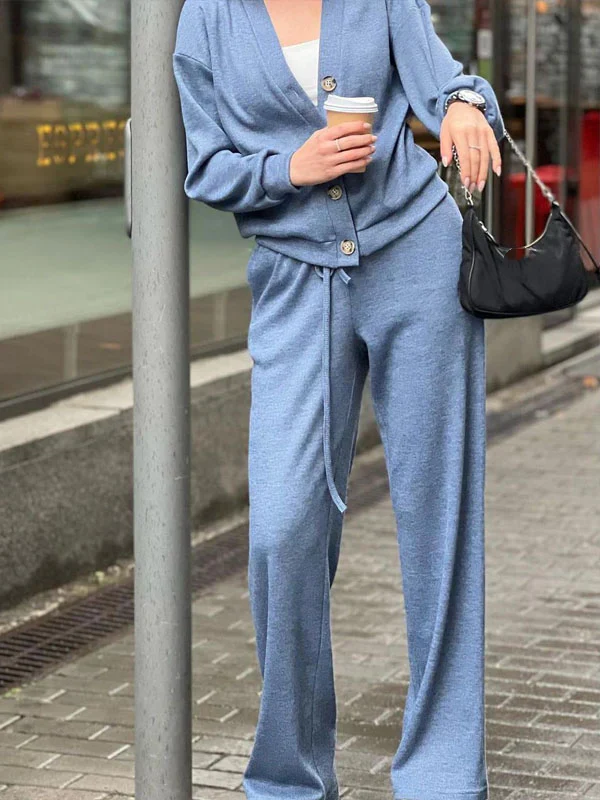 Giada | Two-Piece Button-Up Jacket and Trouser Ensemble