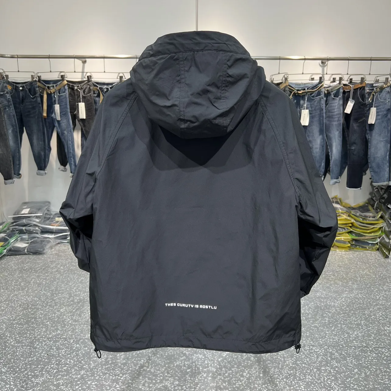 Archie | Men's Lightweight Windbreaker